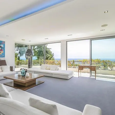 Modernist And Elegance Oasis View Holiday home